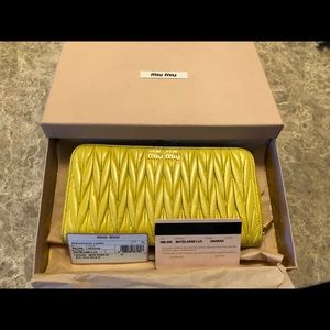 Miu Miu Matelasse Ananas Leather Pouch wallet